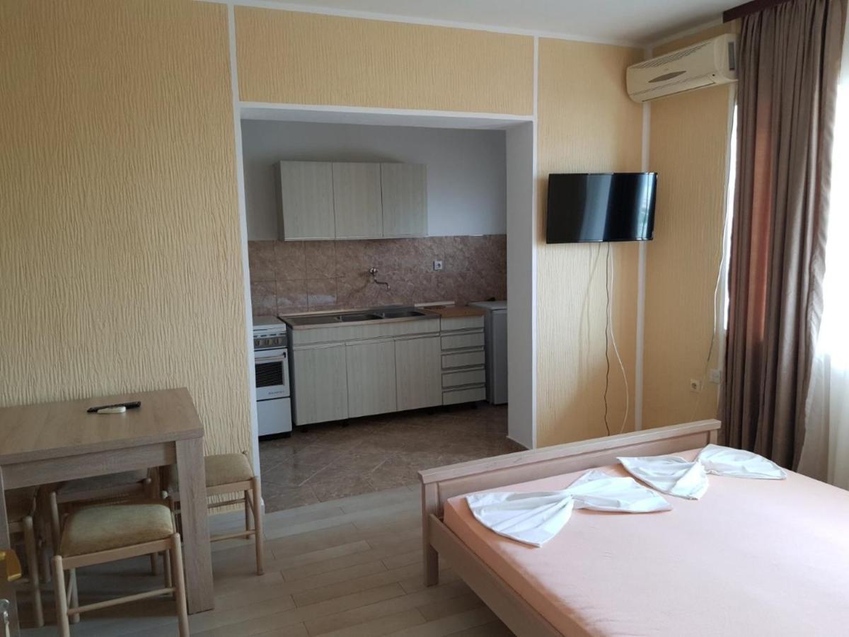 Apartments Popovic Ulcinj Ngoại thất bức ảnh