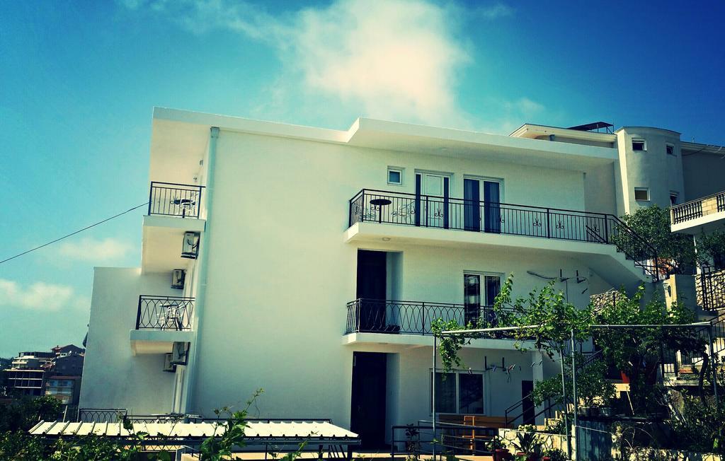 Apartments Popovic Ulcinj Ngoại thất bức ảnh